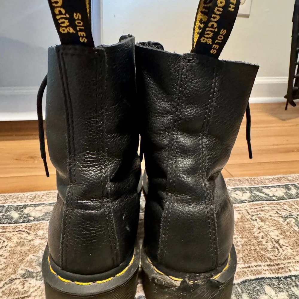 1460 Dr Martens Pascal Virginia Leather Lace Up Boots (soft leather) - Picture 3 of 6